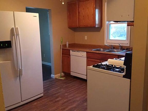 2nd image of 2021 Pagel Ave