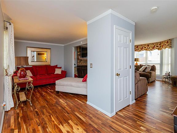 5th image of 2412 Strawberry Fields Ct