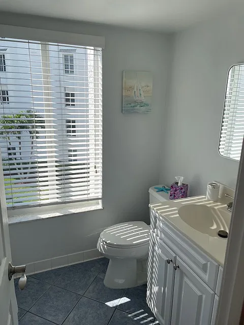 2 bed, 1184 sqft, $2,550 — Photo 3