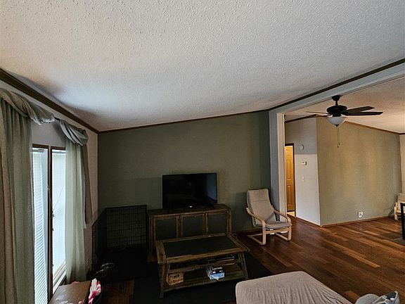5th image of 2526 Frances Ave