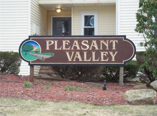 402 Pleasant Valley Rd, South Windsor, CT 06074