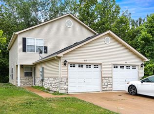842 Woodside Creek Dr, Festus, MO 63028