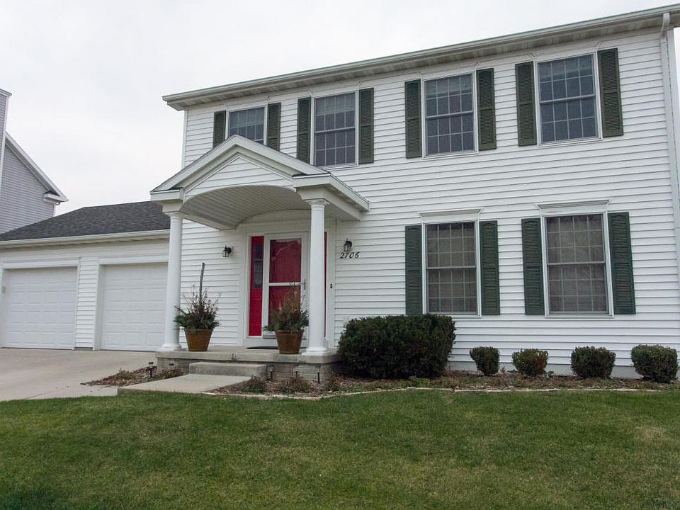 1st image of 2706 Somerset Dr