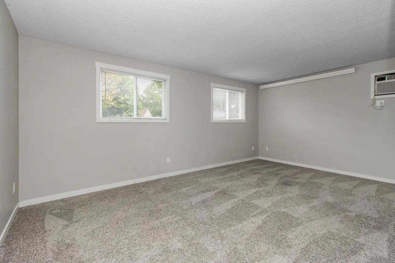 2 bed, 900 sqft, $1,345 — Photo 2