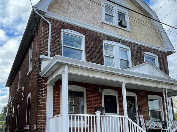 54 W Saucon St, Hellertown, PA 18055