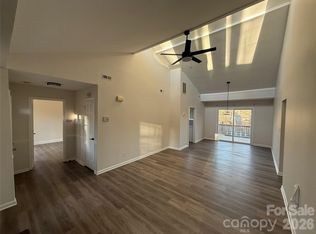 10129 Rockwood Rd, Charlotte, NC 28215