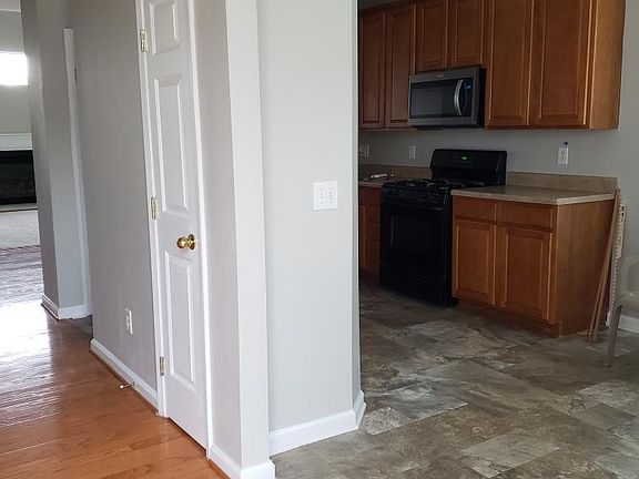 Entry and Kitchen/Table Area