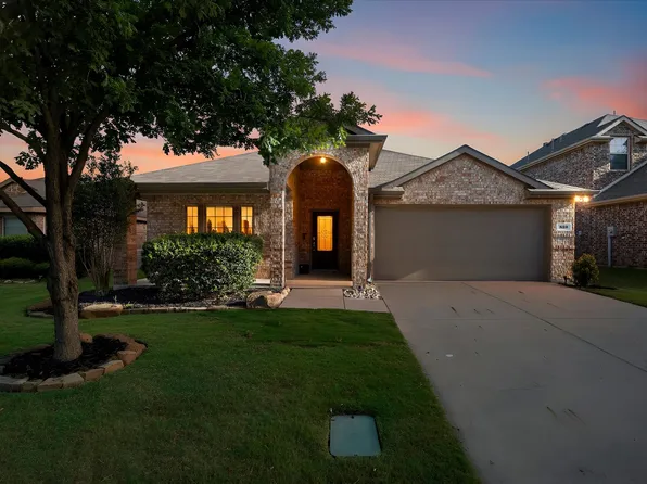 820 Austin Ln, Lavon, TX 75166