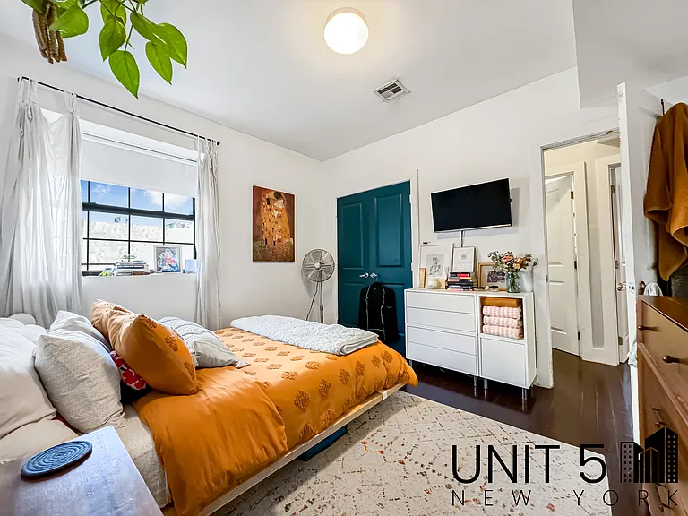 1490 Jefferson Ave #3A — Photo 10
