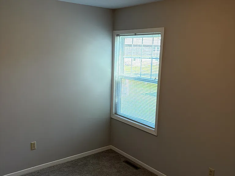 513 Elm Ave — Photo 13