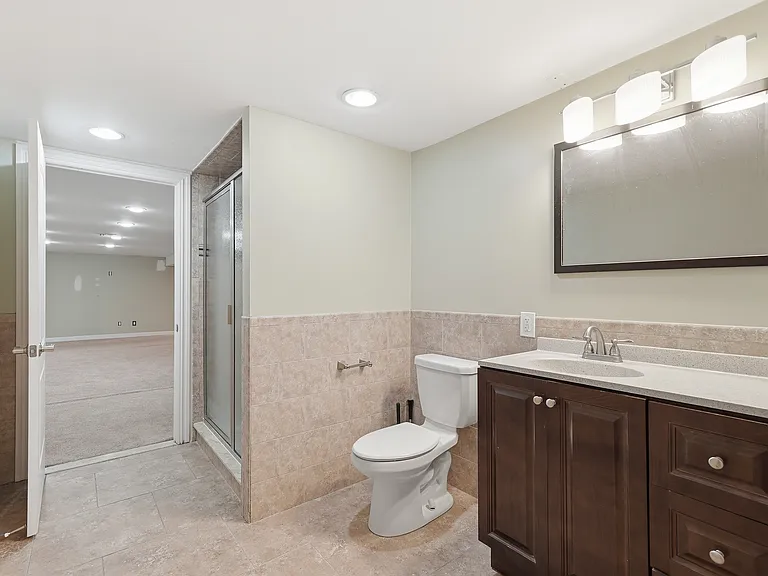 13697 Silent Woods Dr — Photo 34