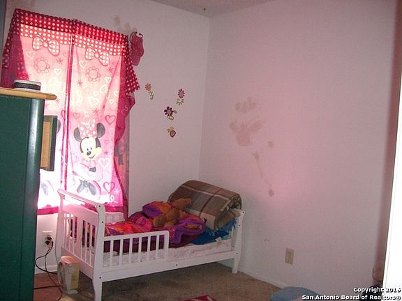 3rd image of 1226 Kenrock St