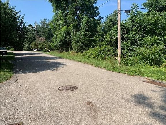 4th image of 0 Roundtop Rd