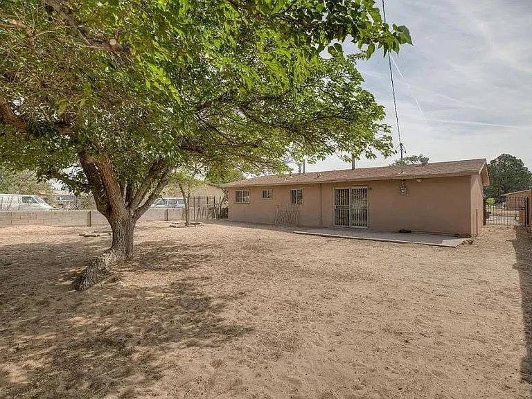 1125 Carlos Rey Cir SW — Photo 9