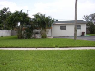 1134 Davis Rd, West Palm Beach, FL 33406