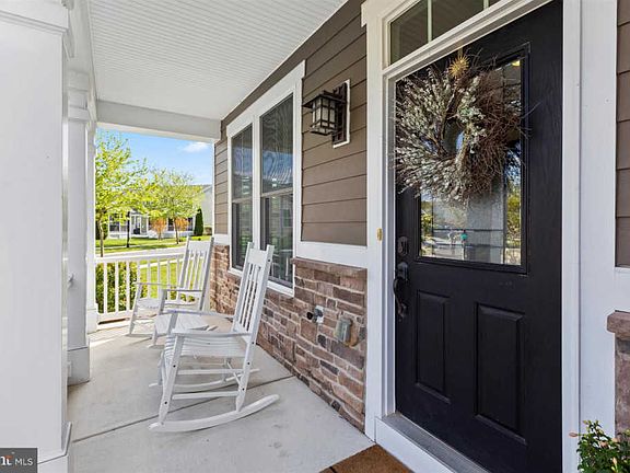 3rd image of 36545 Wild Rose Cir
