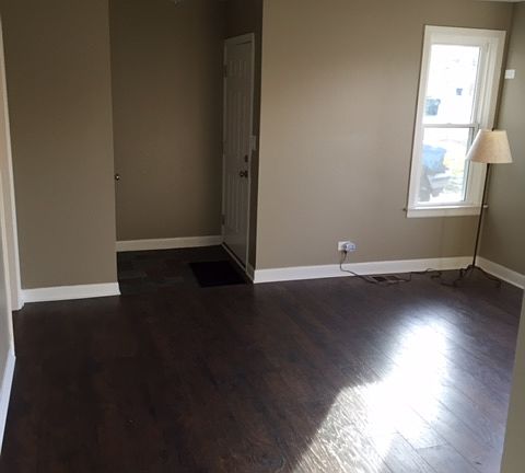 3rd image of 225 Harlem Ave