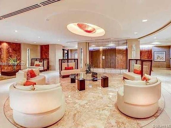 4th image of 2555 Collins Ave APT 2410