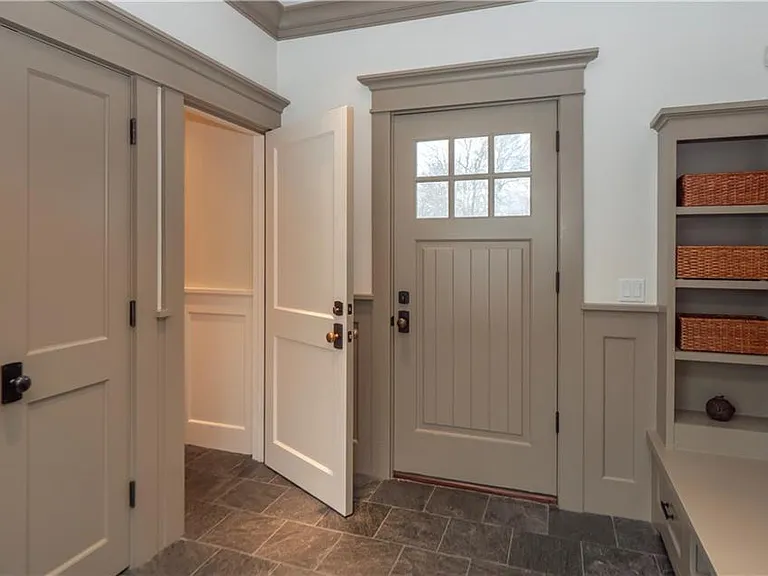 58 Ridge Rd — Photo 3