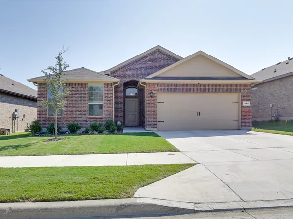 949 Braymer Ln, Fort Worth, TX 76108