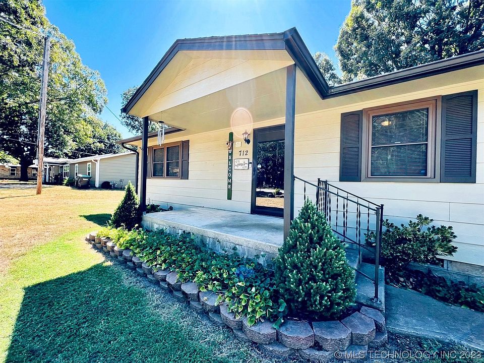 712 E Ross St, Tahlequah, OK 74464 MLS 2331364 Zillow