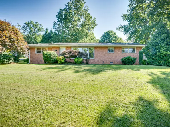 310 Maple Ave, Church Hill, TN 37642