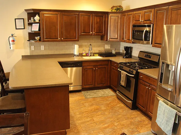 410 E 24th Ave #100 — Photo 3