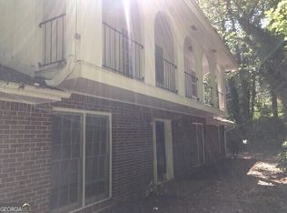 1082 Hasty Ct, Lilburn, GA 30047