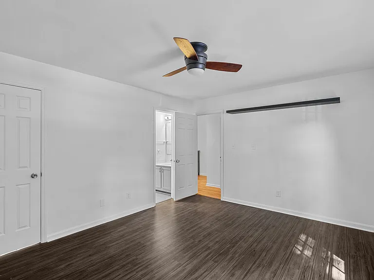 3302 Selwyn Farms Ln #9 — Photo 18