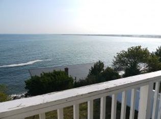 24 Cliff Ave #1, Hampton, NH 03842