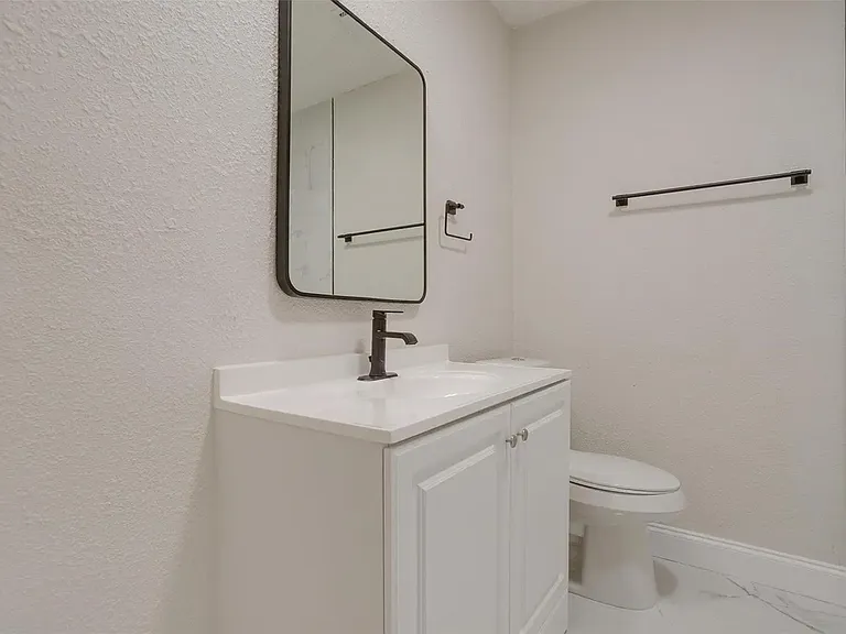 6105 Judy Ct — Photo 17