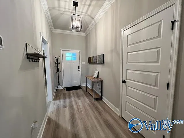 136 Gardencove Cir — Photo 5