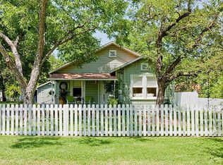 1401 Sycamore St, La Marque, TX 77568
