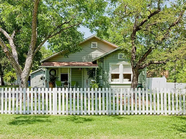 1401 Sycamore St, La Marque, TX 77568