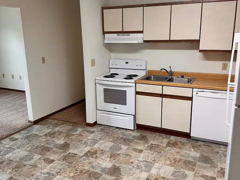 4908 Coventry Ct — Photo 21