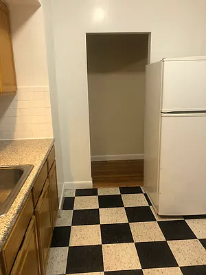 Rented by Triad Management LLC | media 8
