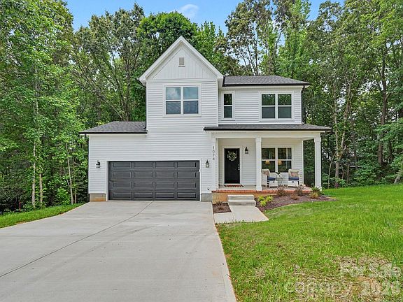 2nd image of 1074 Mackey Ct