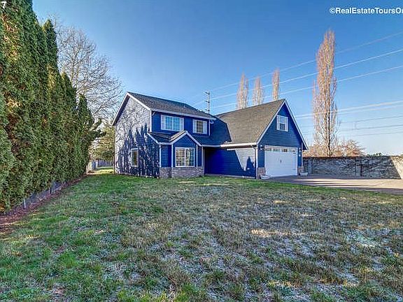 3rd image of 3261 NE Olympic St