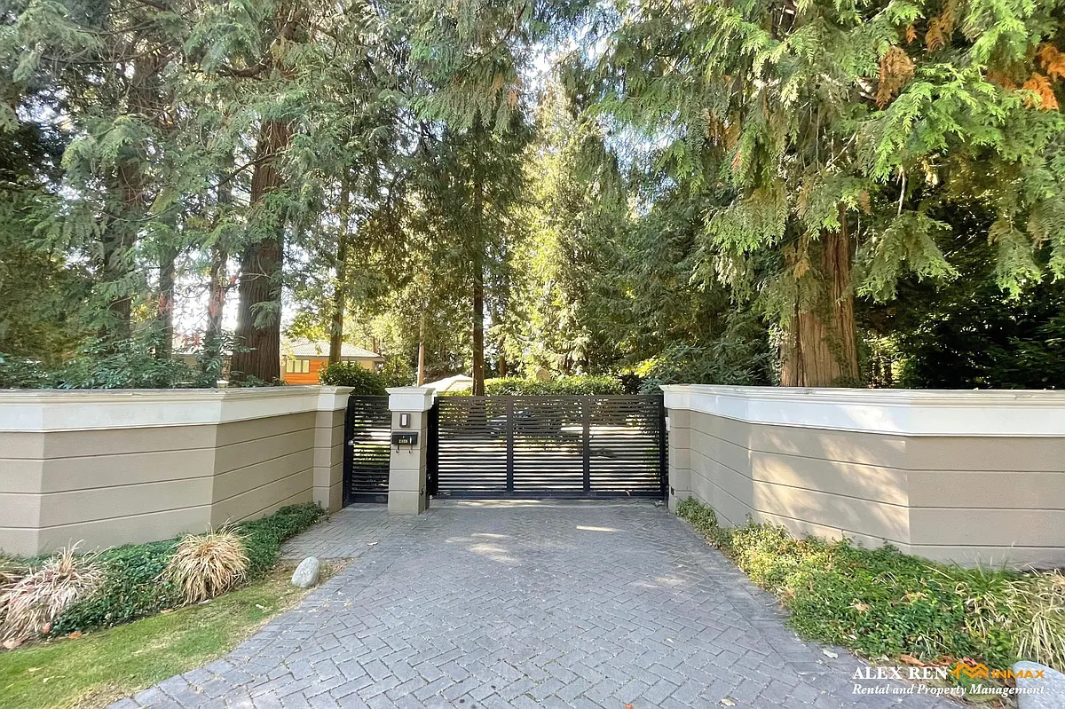 Building Photo - 2838 SW Marine Dr