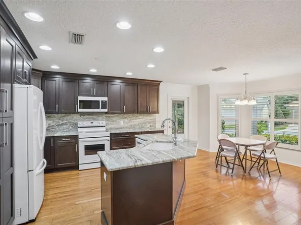 610 Espana St, The Villages, FL 32159