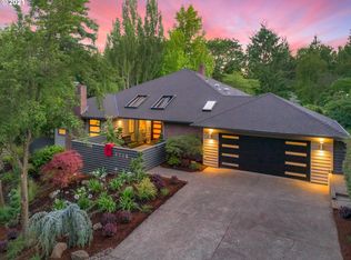 6796 SW Canyon Dr, Portland, OR