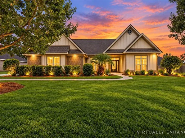 27838 Annabelle Ln, Daphne, AL 36526