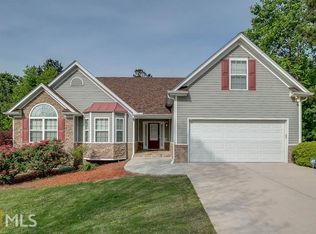 6409 Mossy Boulder Dr, Flowery Branch, GA 30542