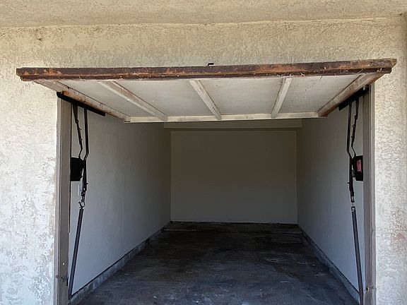 3rd image of 120 N 13th Ave APT E