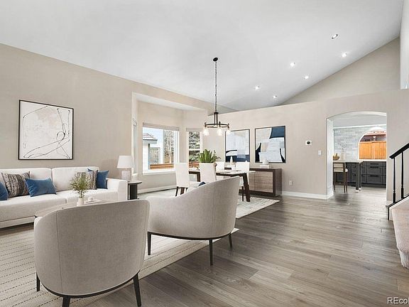 3rd image of 3385 White Oak Lane