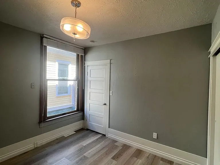 1201 W Washington St — Photo 8