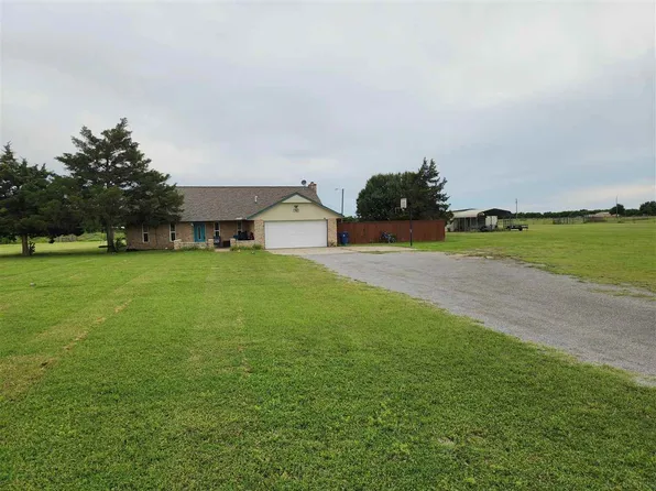 207 SE Willow Ln, Lawton, OK 73501