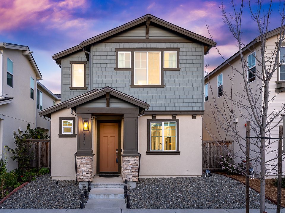 1st image of 2782 Bella Cir