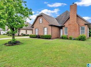 844 Barkley Dr, Alabaster, AL 35007