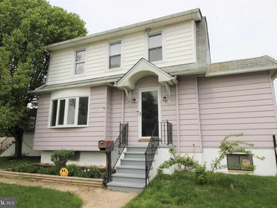319 Belmont Ave, Folsom, PA, 19033
